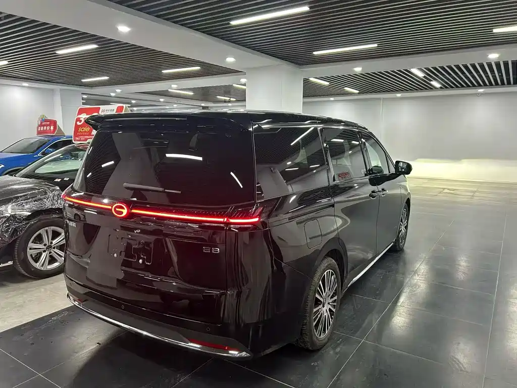 GAC Motor E8 PHEV 2026 — фото 7