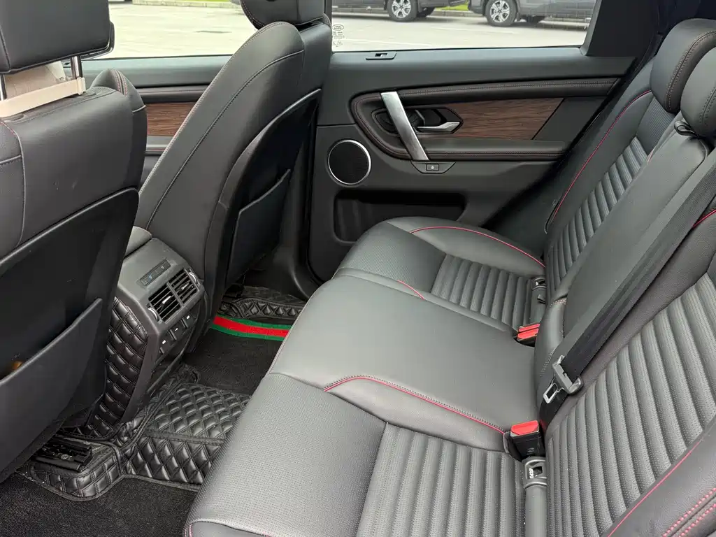 Land Rover Discovery Sport 2022 — фото 9