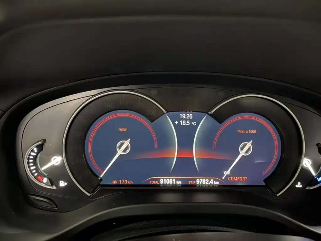 BMW X3 2018 — фото 13