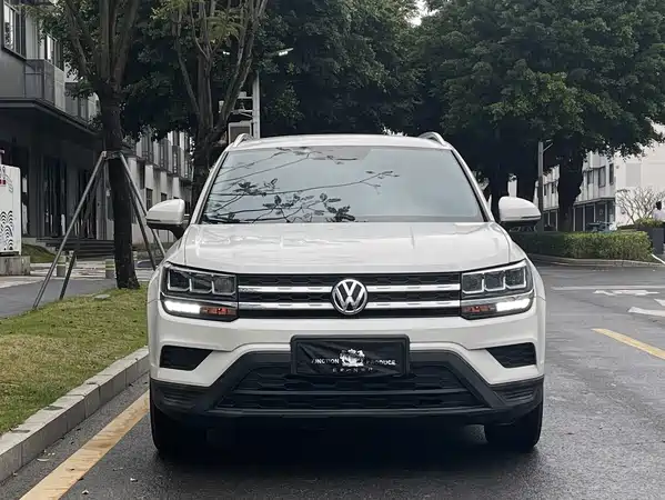 Volkswagen Tharu 2020