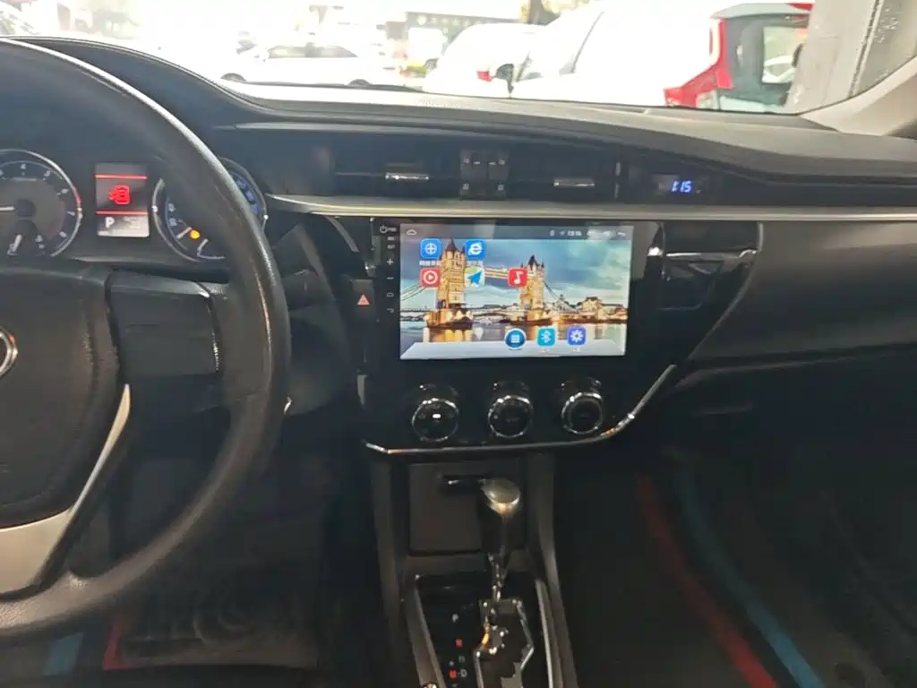 Toyota Corolla 2016 — фото 13