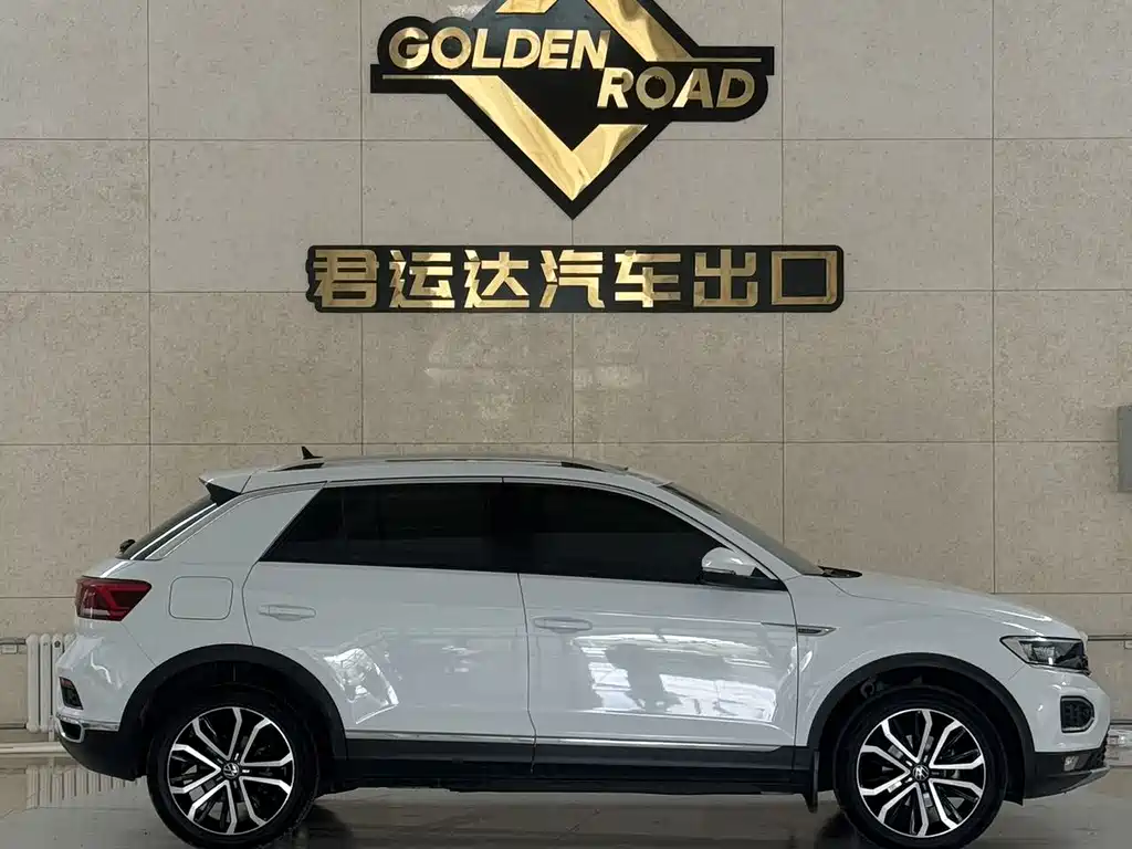 Volkswagen T-Roc 2022 — фото 3