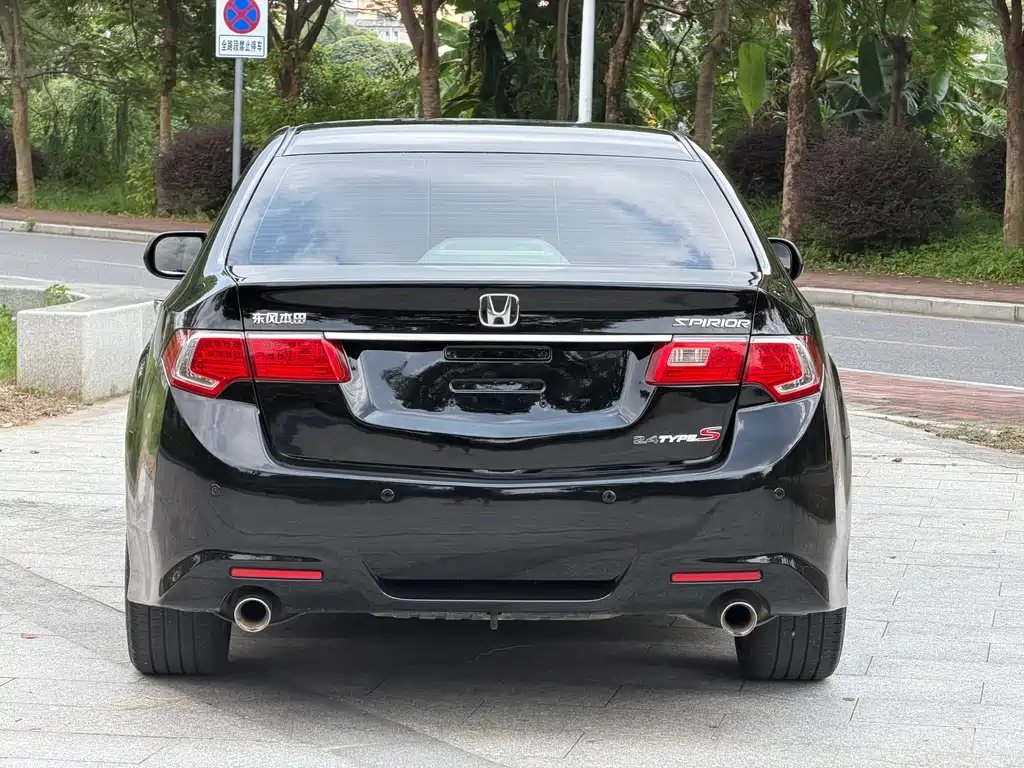 Honda Spirior 2014 — фото 12