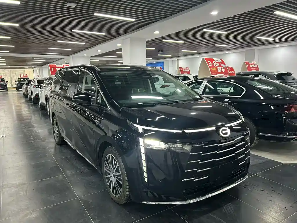 GAC Motor E8 PHEV 2026 — фото 3