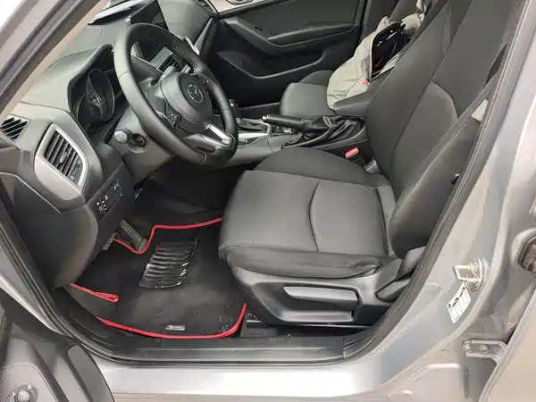 Mazda 3 Axela 2019