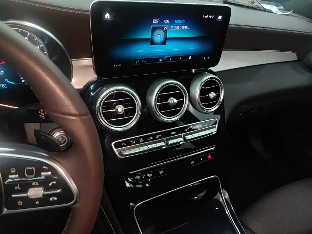 Mercedes-Benz GLC 2020 — фото 13