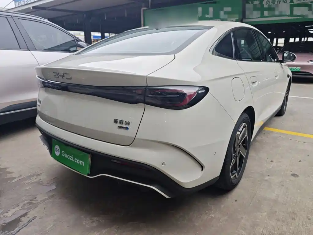 BYD Seal 06 2025