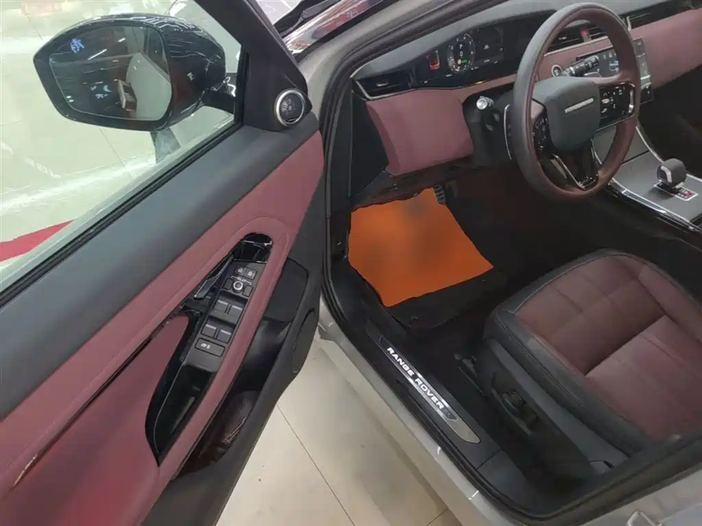 Land Rover Evoque 2025 — фото 15