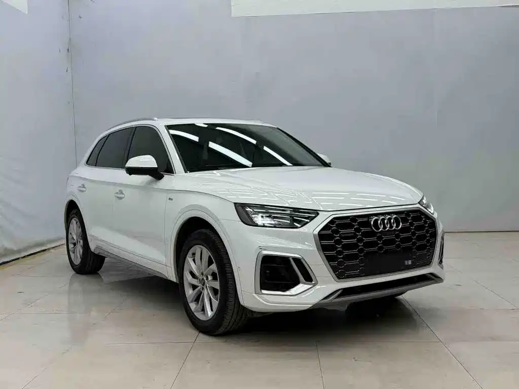 Audi Q5L 2022