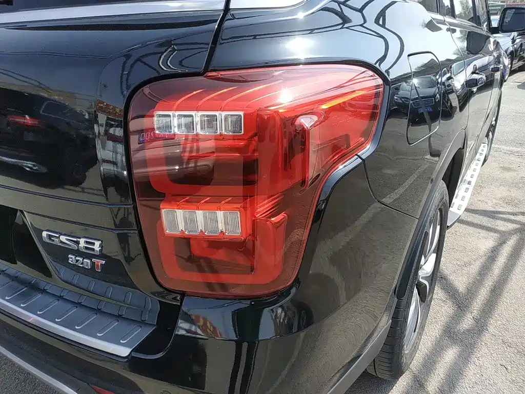 GAC Motor Trumpchi GS8 2018 — фото 24