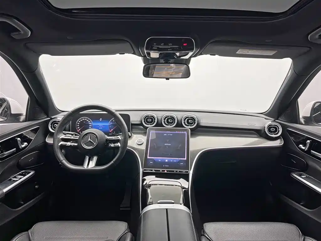 Mercedes-Benz C-Class 2023 — фото 22