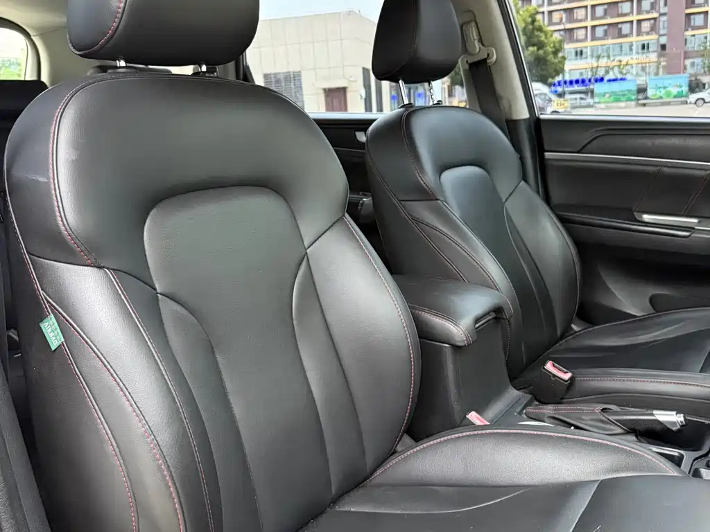 Haval H6 2015 — фото 10