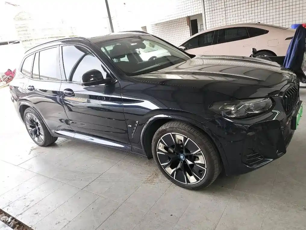 BMW iX3 2023 — фото 2