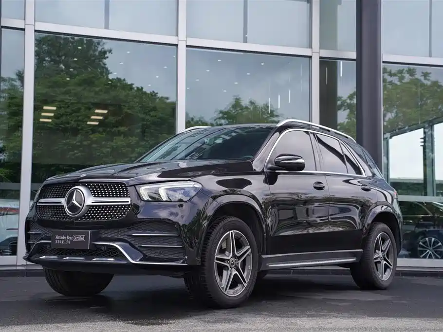 Mercedes-Benz GLE 2020 — фото 1
