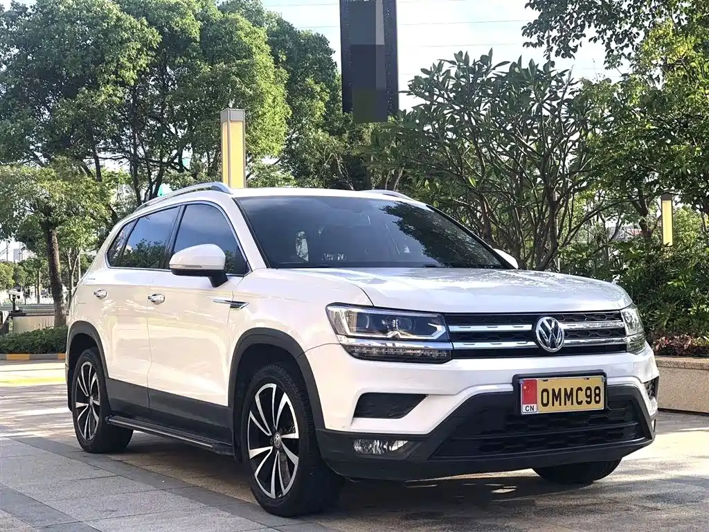 Volkswagen Tharu 2019