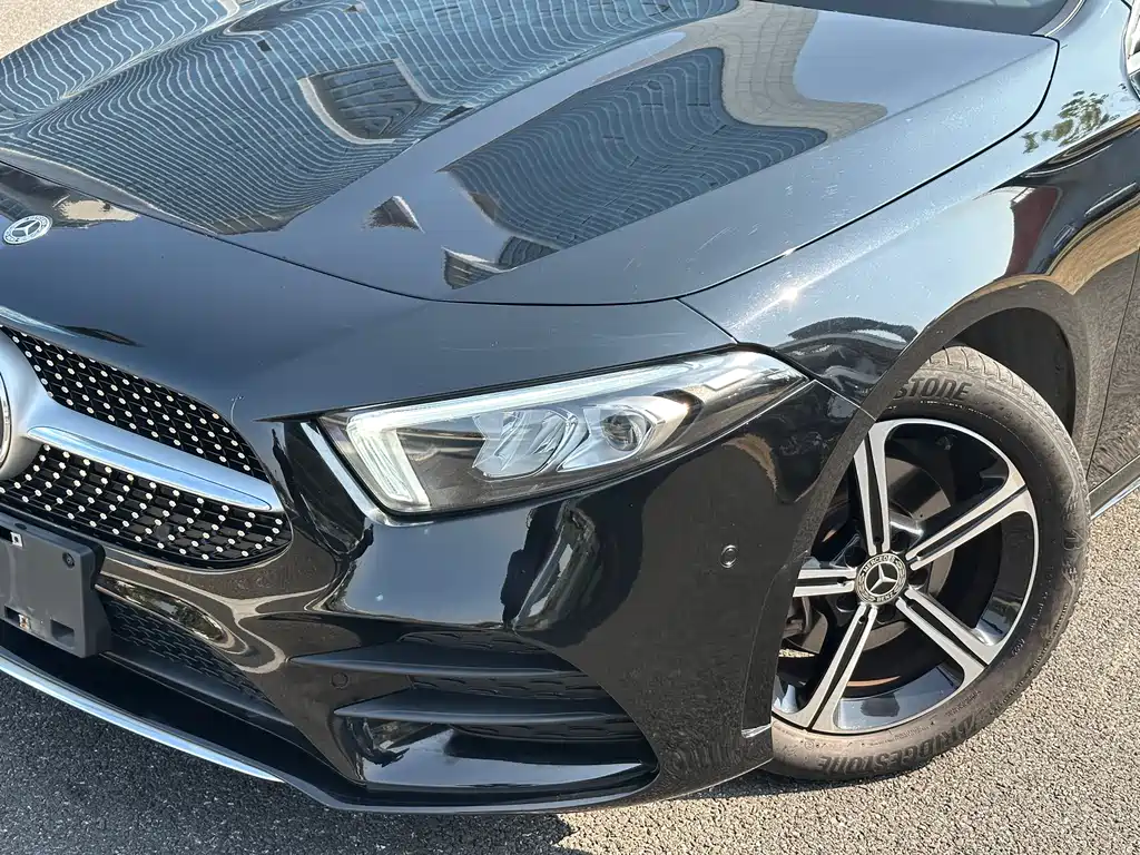 Mercedes-Benz A-Class 2023 — фото 4
