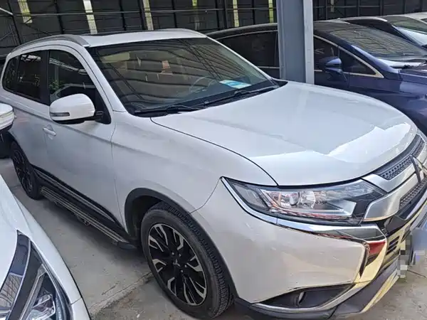 Mitsubishi Outlander 2019