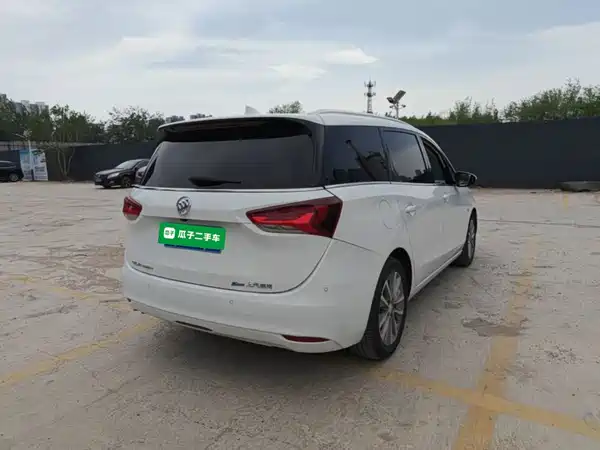 Buick GL6 2023