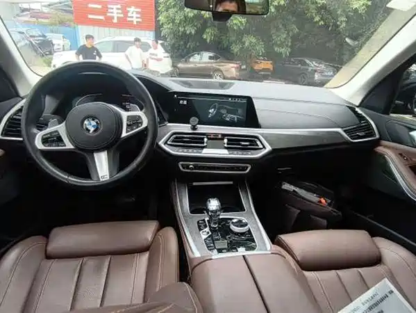 BMW X5 2021