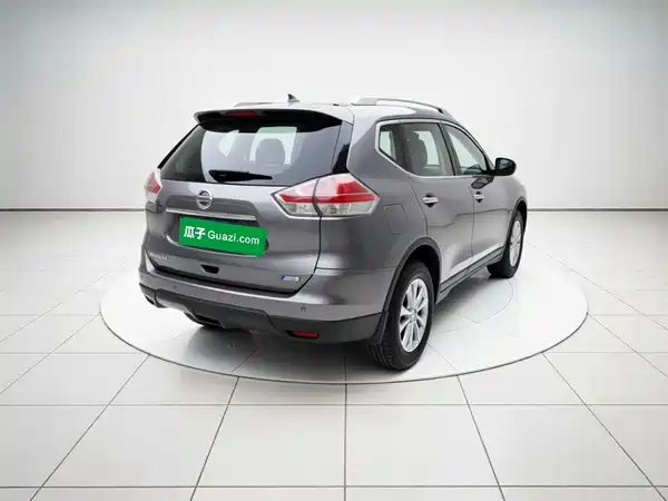 Nissan X-Trail 2015