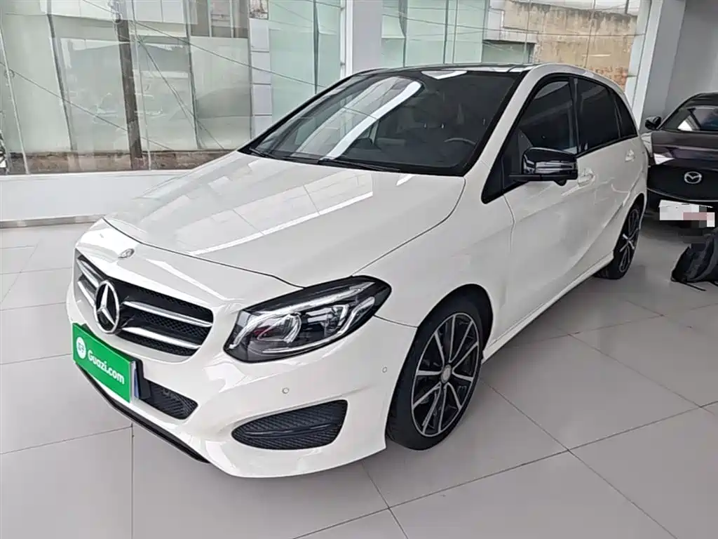 Mercedes-Benz B-Class 2017 — фото 2