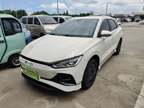 BYD e2 2023