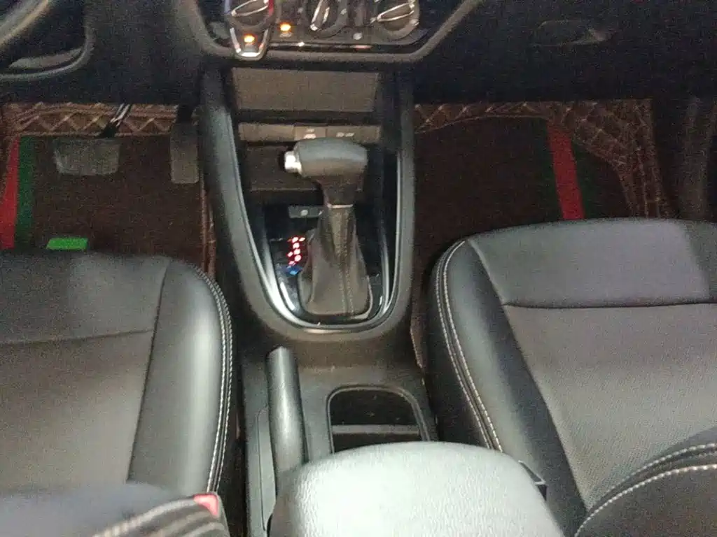 Kia Forte 2021 — фото 14