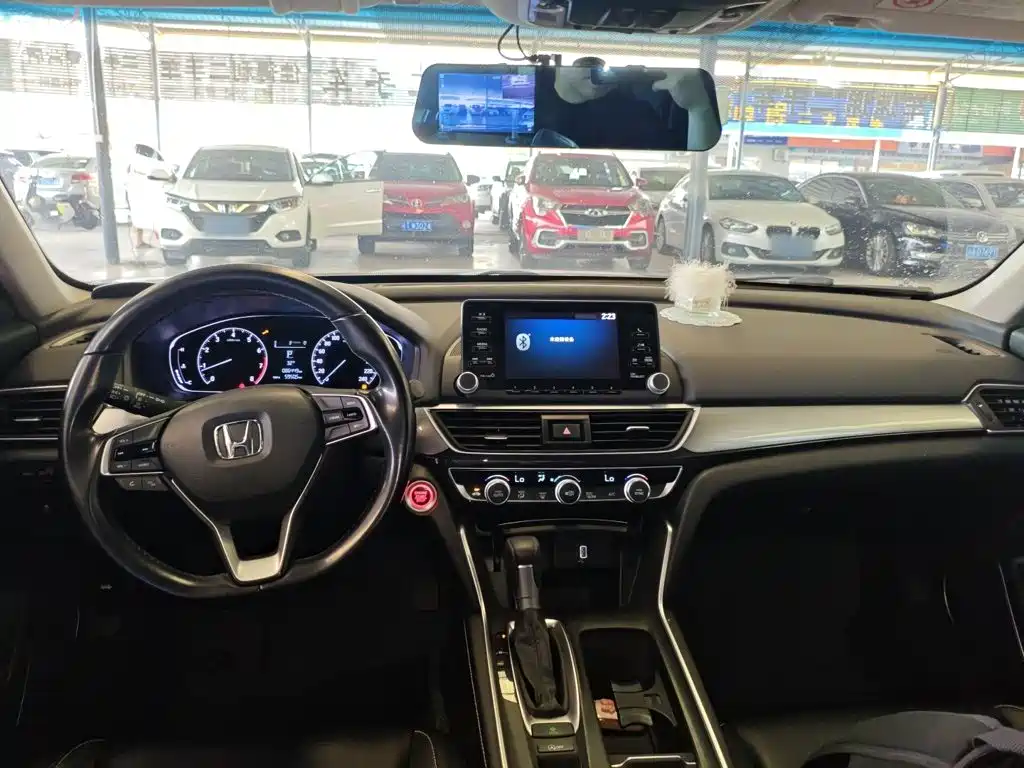Honda Inspire 2019 — фото 10
