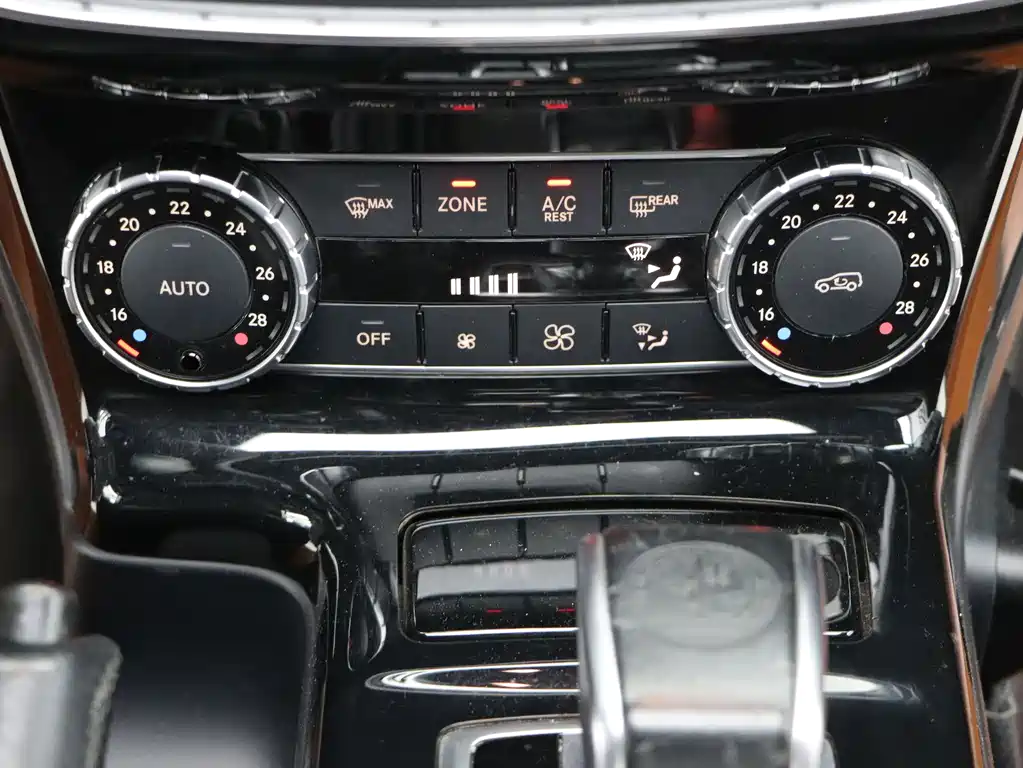 Mercedes-Benz G-Class AMG 2015 — фото 13