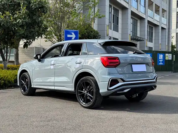 Audi Q2L 2024