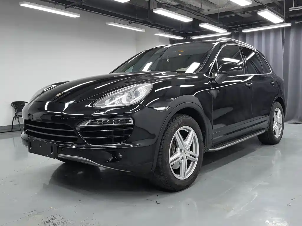 Porsche Cayenne 2013 — фото 1