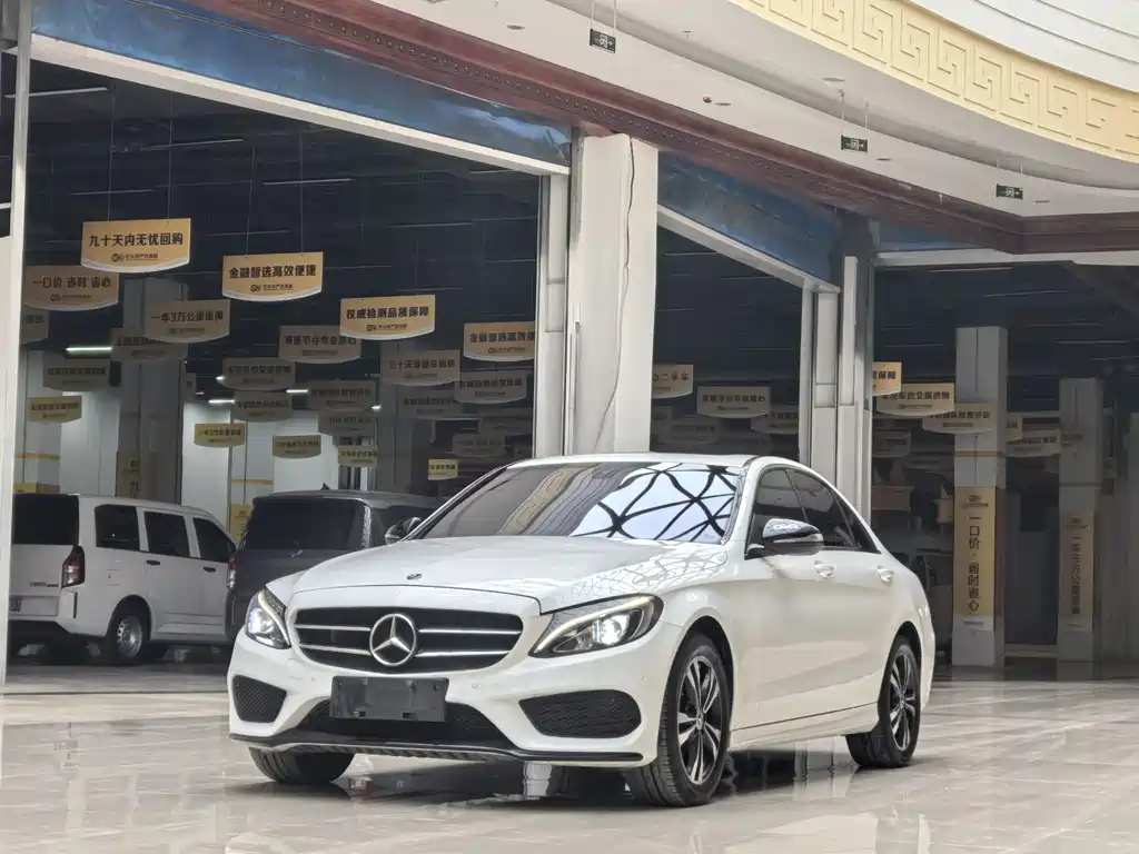 Mercedes-Benz C-Class 2017 — фото 1