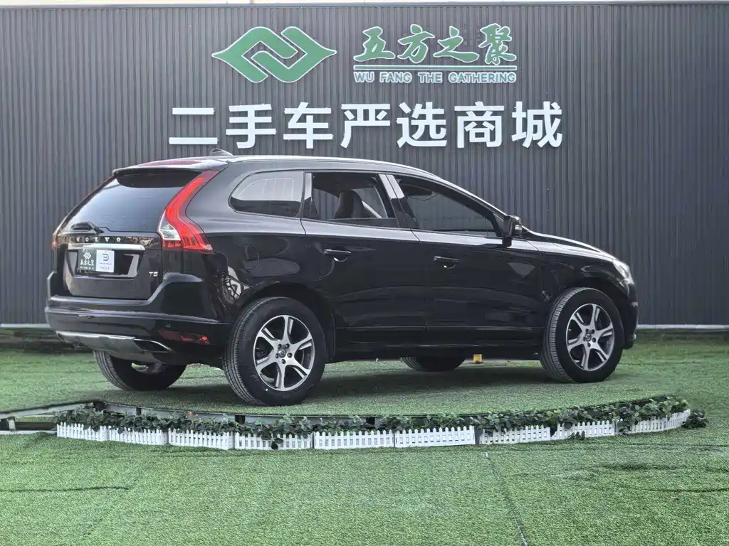 Volvo XC60 2013 — фото 23