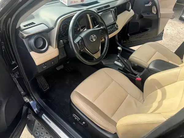 Toyota RAV4 2014