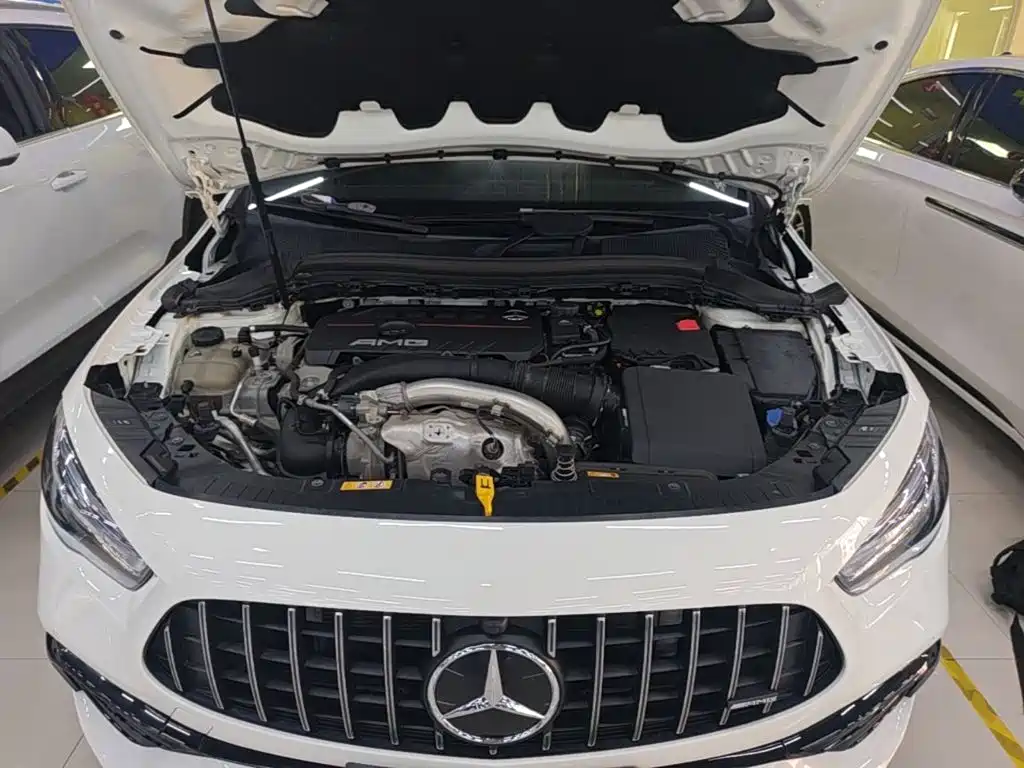 Mercedes-Benz GLA AMG 2021 — фото 20