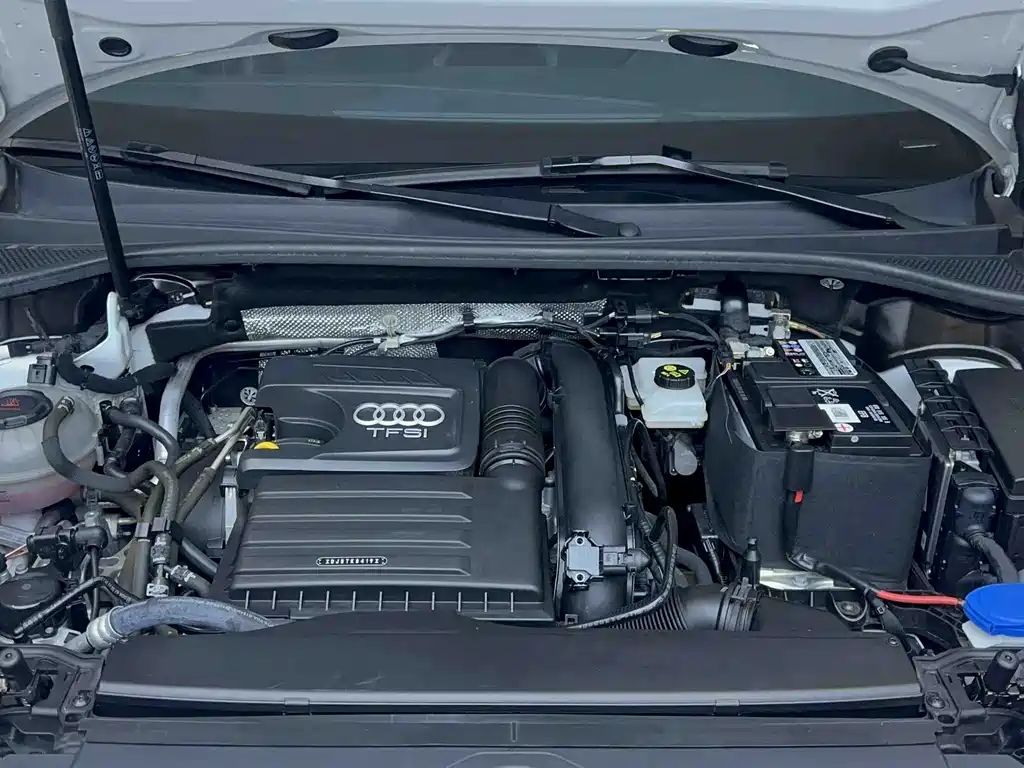 Audi Q3 2023 — фото 18