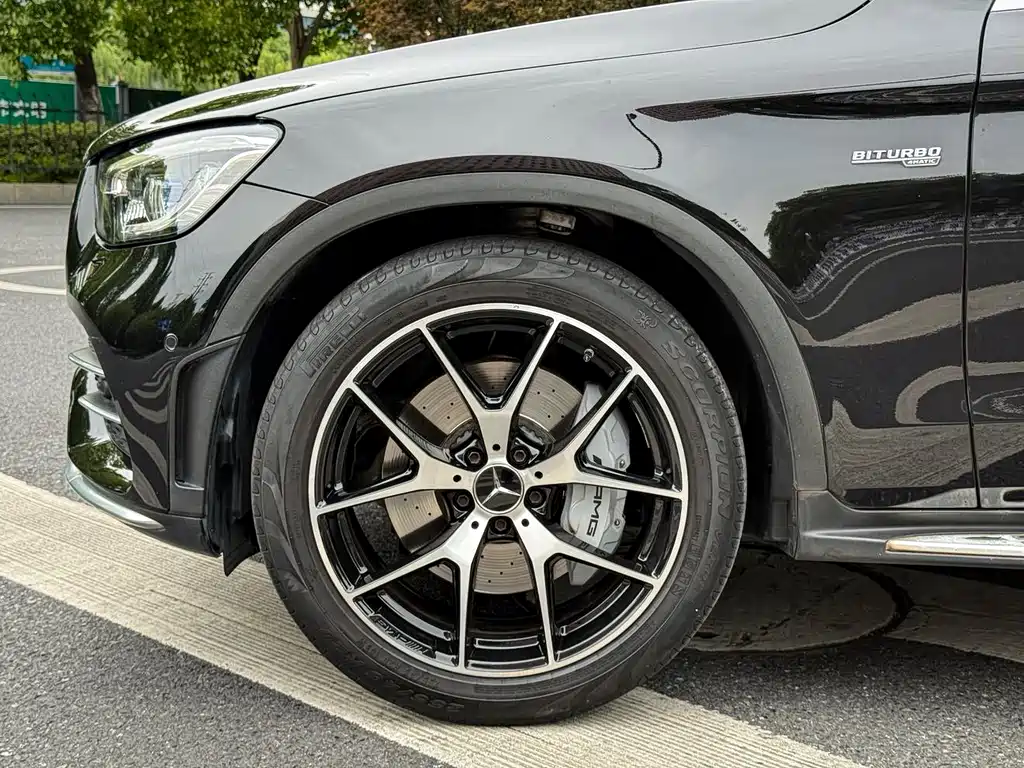 Mercedes-Benz GLC AMG 2020 — фото 6