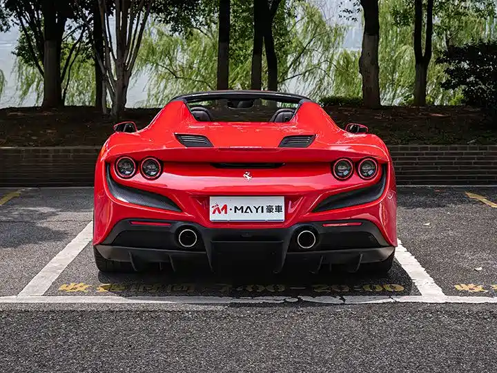Ferrari F8 2022 — фото 3