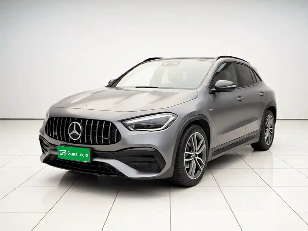 Mercedes-Benz GLA AMG 2021