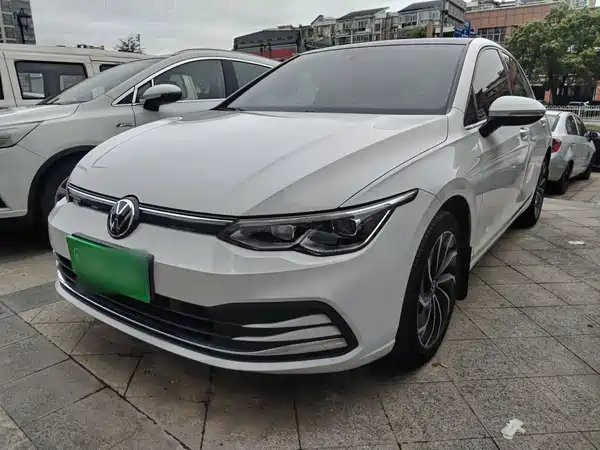 Volkswagen Golf 2022