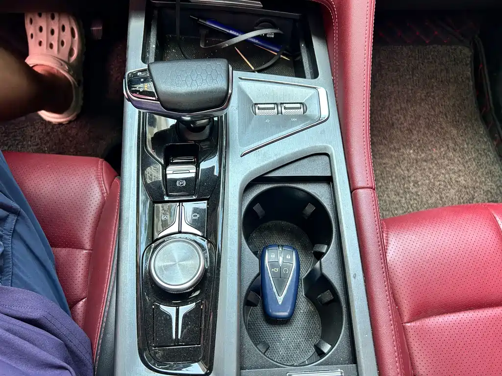 Changan CS75PLUS 2022 — фото 12