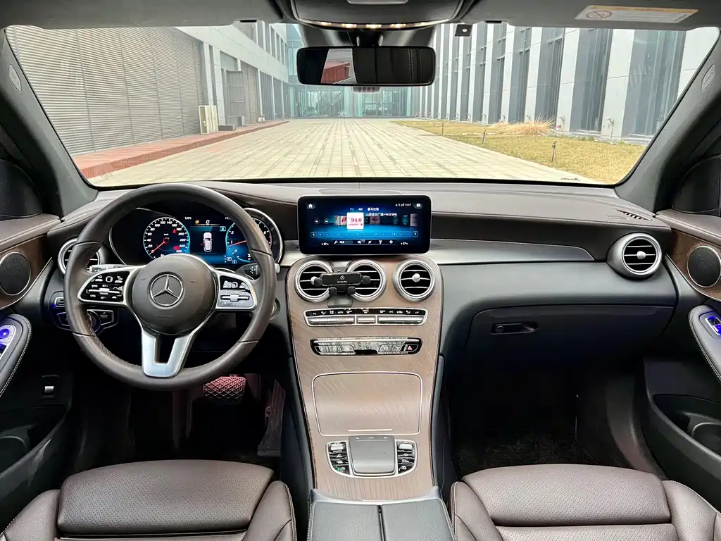 Mercedes-Benz GLC 2022 — фото 12