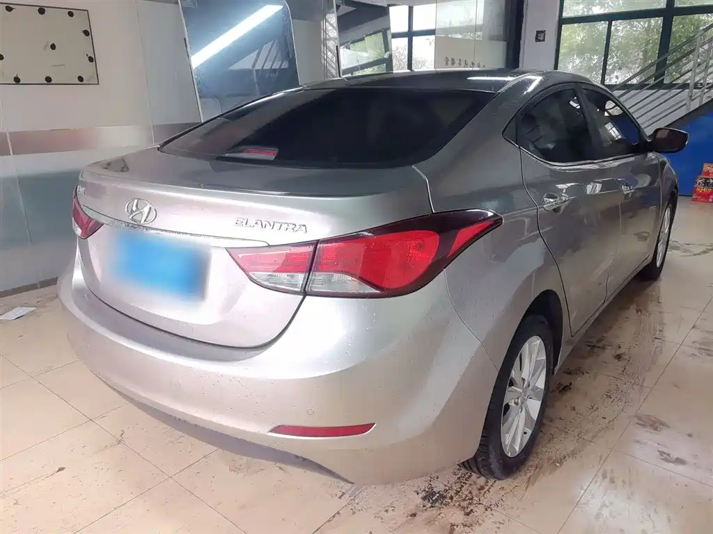Hyundai Elantra Langdong 2017 — фото 7