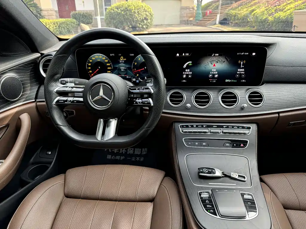 Mercedes-Benz E-Class 2022 — фото 10