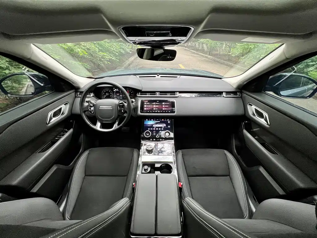 Land Rover Range Rover Velar 2020 — фото 26