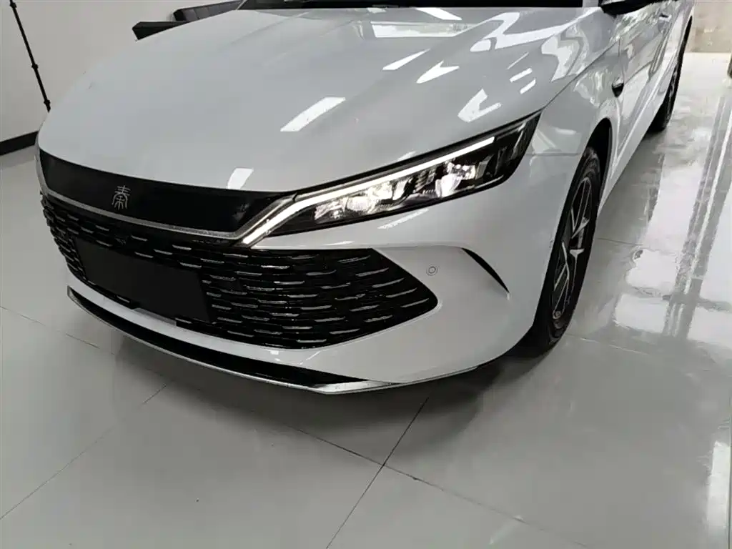 BYD Qin L 2026 — фото 24