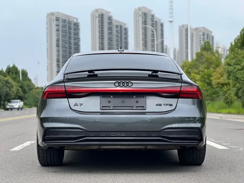 Audi A7 2024 — фото 6