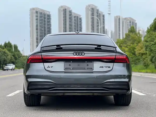 Audi A7 2024