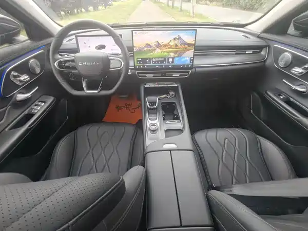 Chery Arrizo 8 PRO 2025