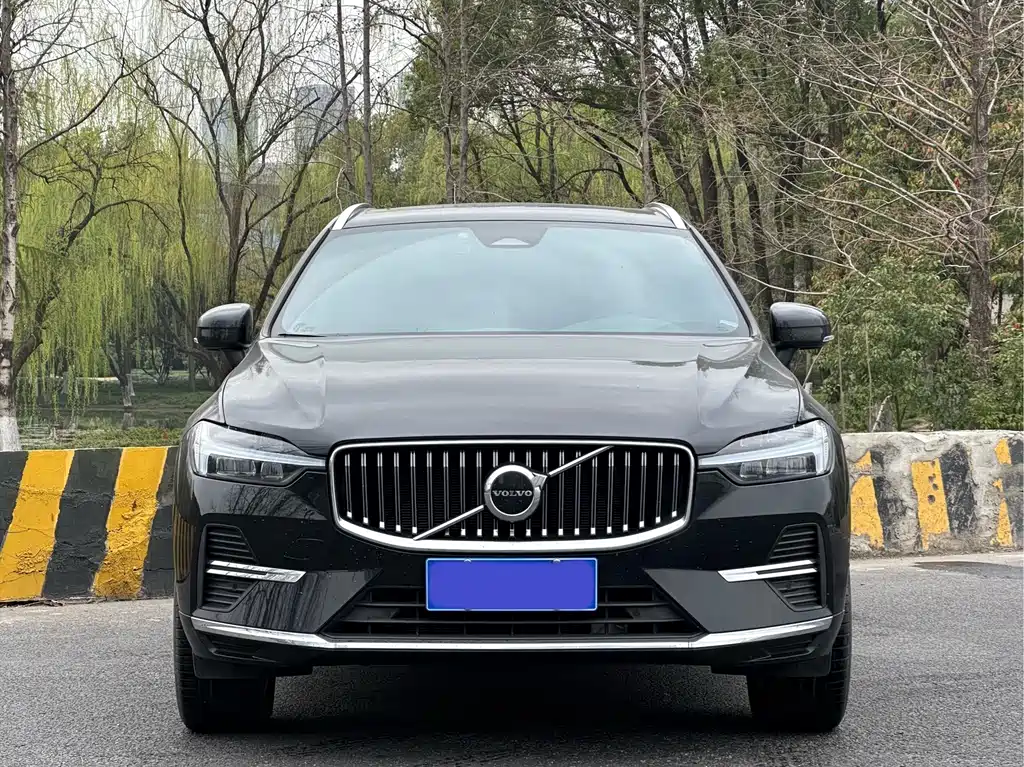 Volvo XC60 2024 — фото 2